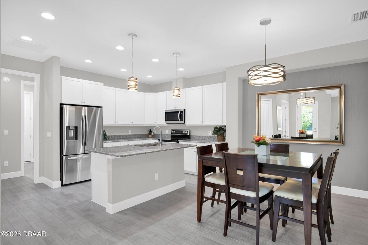 109 Salt Shaker St - Photo 7 of 42