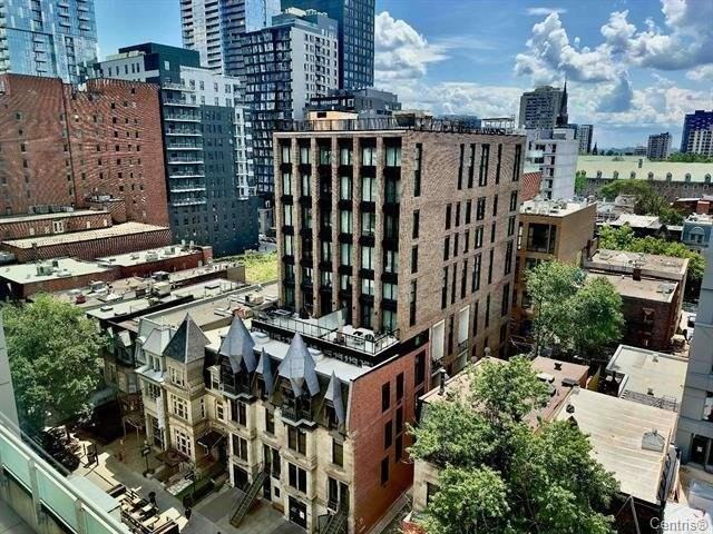 1235 Rue Bishop