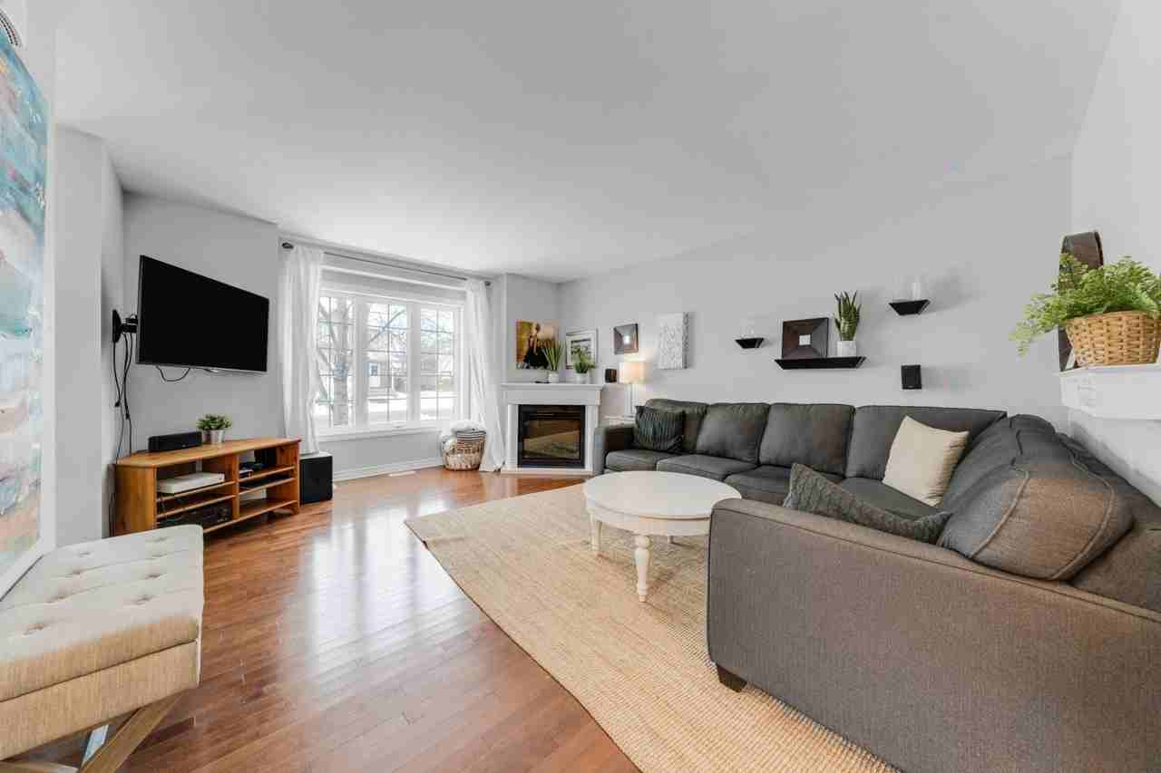 128 Rue Du Louvre - Photo 4 of 33