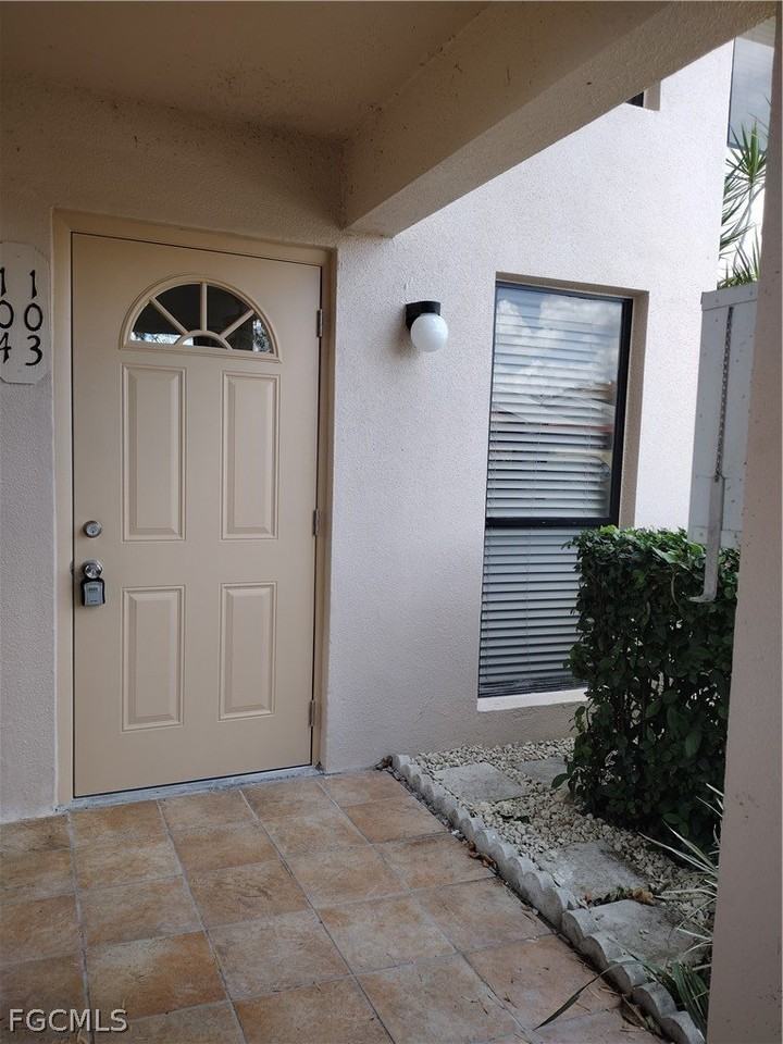 1069 Villa Dr #B103 - Photo 3 of 37
