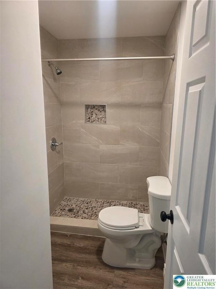 2050 Main St #8 - Photo 7 of 10