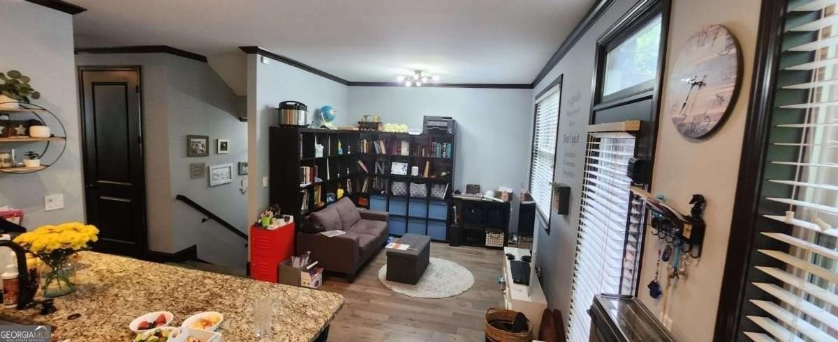 5583 Julian Pl - Photo 7 of 27