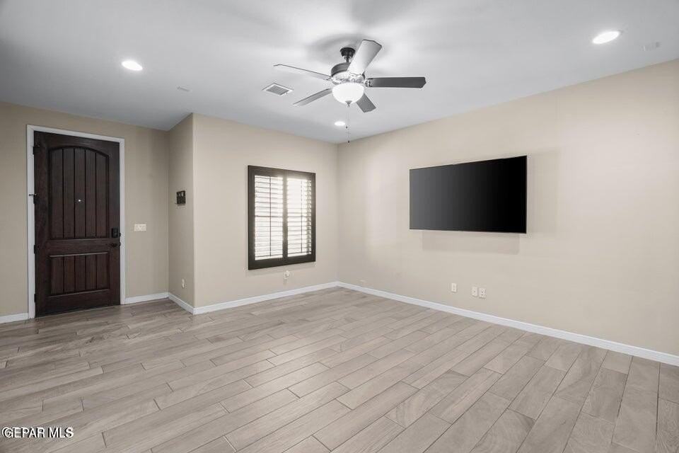 12931 Terrington Ave - Photo 7 of 30