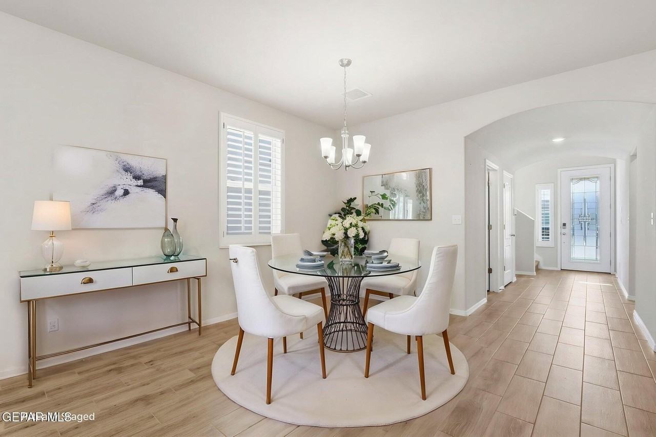 12253 Desert Dove Ave - Photo 5 of 31