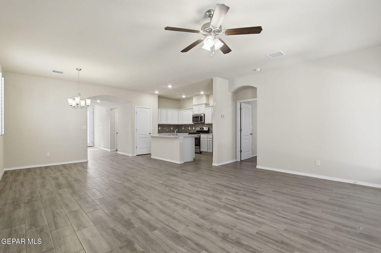 12253 Desert Dove Ave - Photo 6 of 31