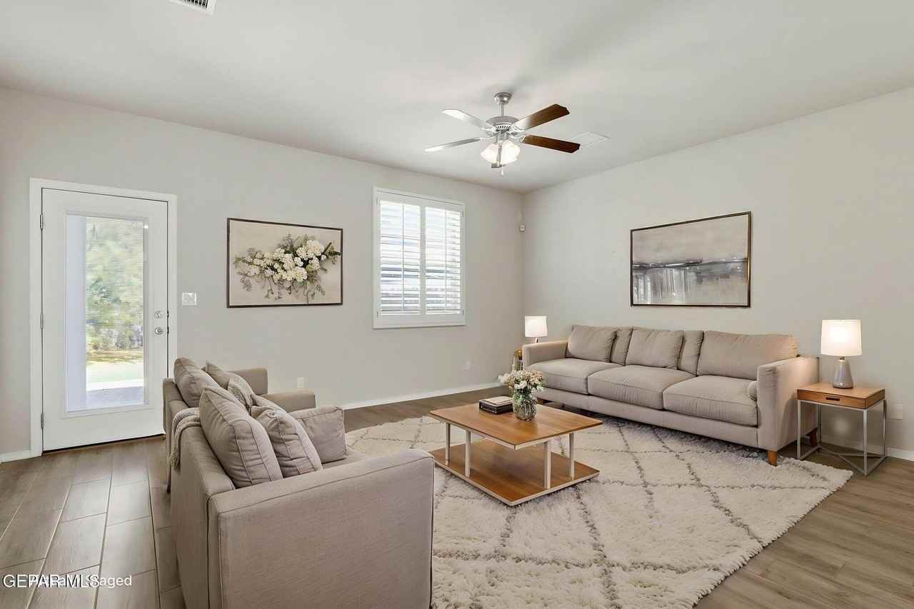 12253 Desert Dove Ave - Photo 7 of 31