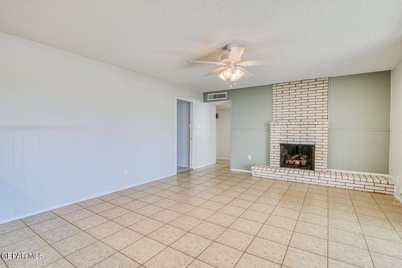 6408 Regal Ln - Photo 5 of 16