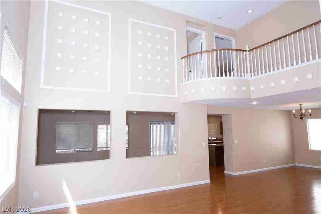 5537 Spruce Hill Ct - Photo 3 of 25