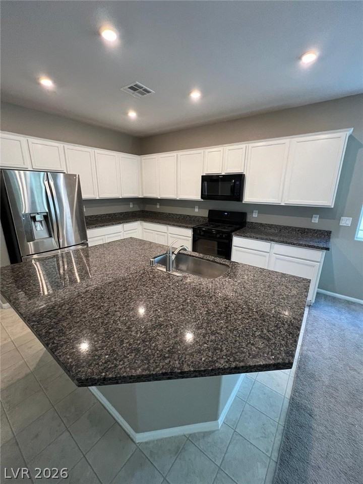 6071 Castle Gardens Ave - Photo 7 of 21