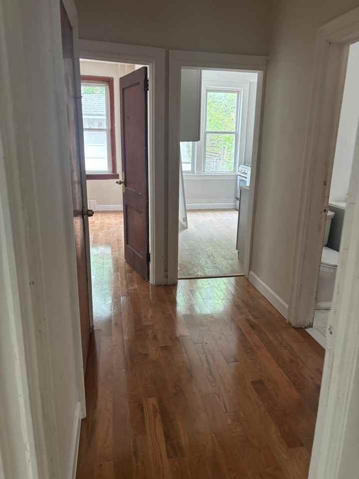 78 Sterling Ave #1 - Photo 5 of 8