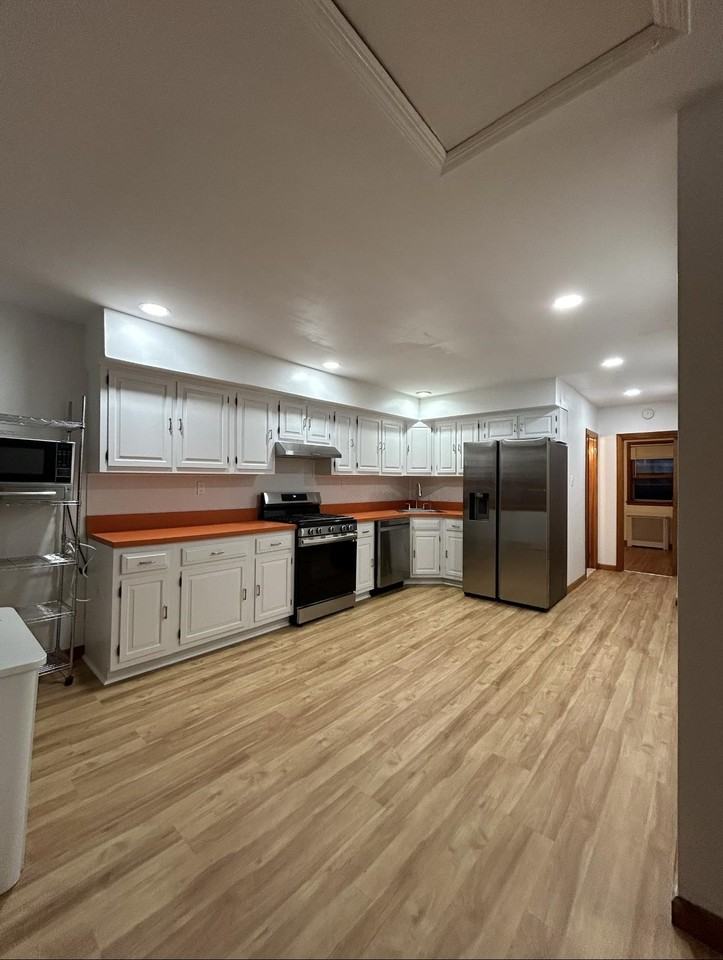 307 71st St - Photo 5 of 12