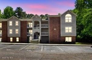 featured image of 663 Bartons Landing Pl #14