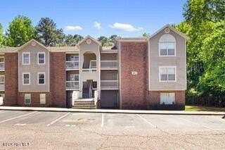 663 Bartons Landing Pl #14 - Photo 2 of 37