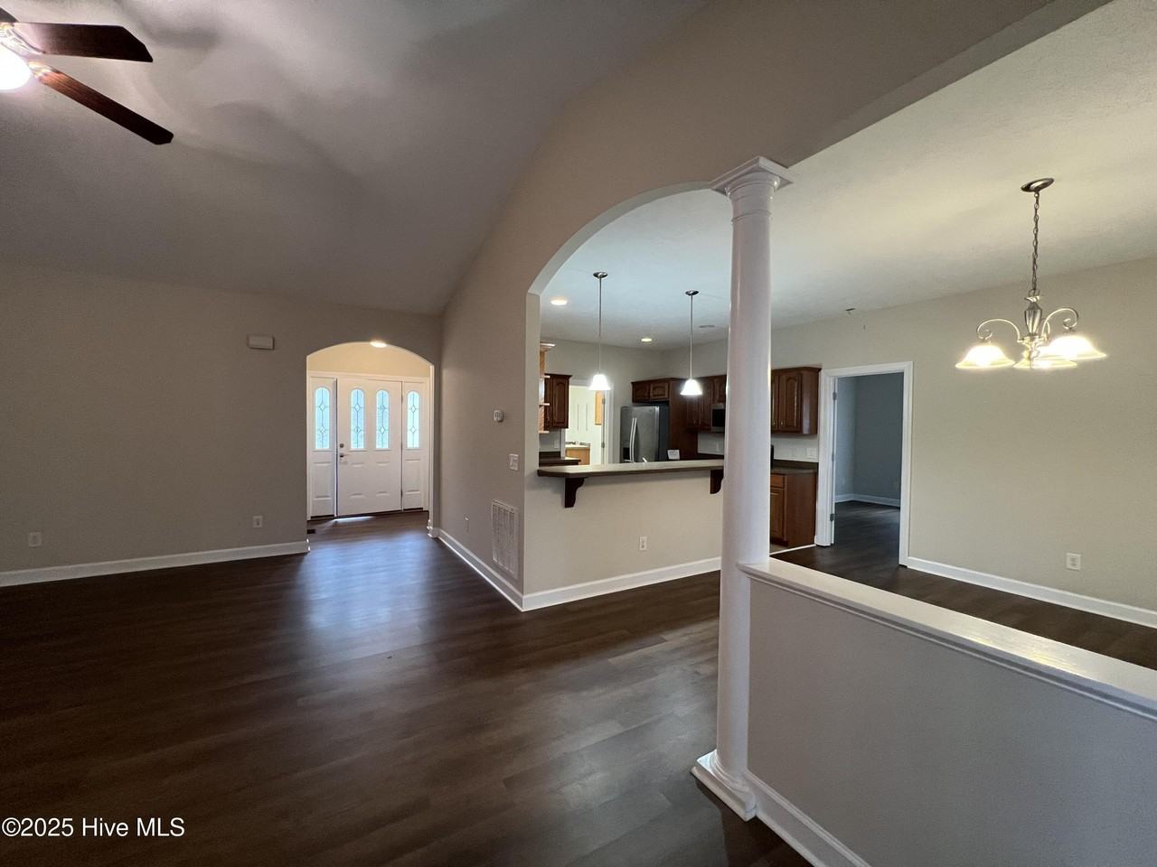 754 Riverbirch Dr - Photo 4 of 21