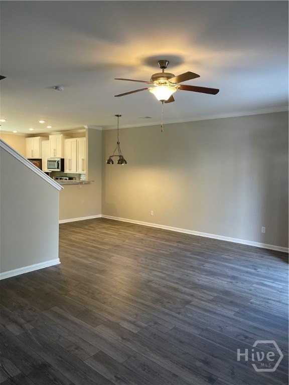 102 Reese Way - Photo 3 of 12