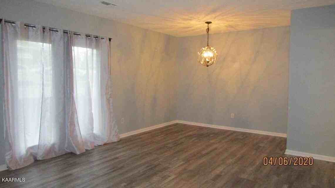 1625 Woodrow Dr #401 - Photo 3 of 13