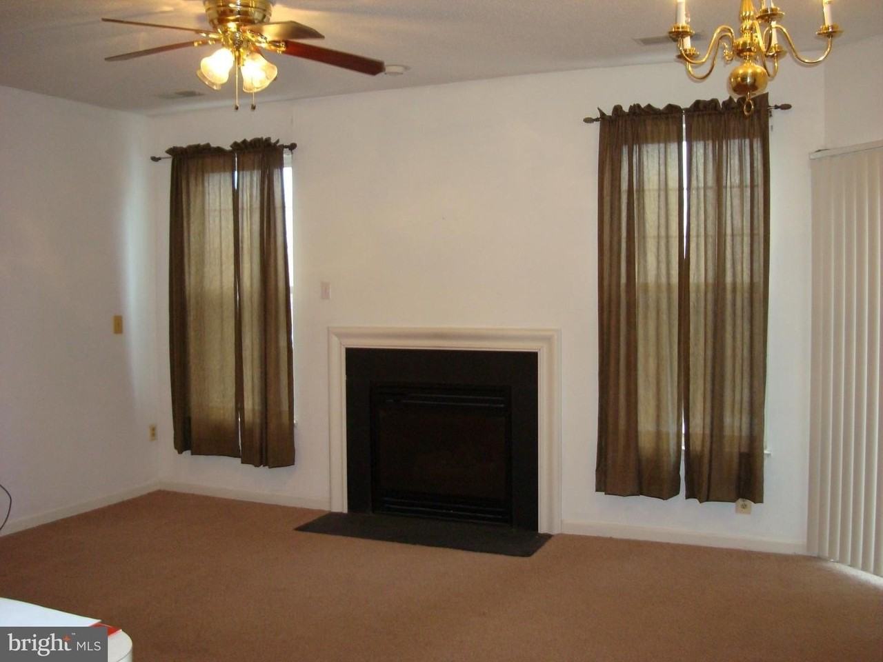 7418 Hindon Cir - Photo 3 of 16