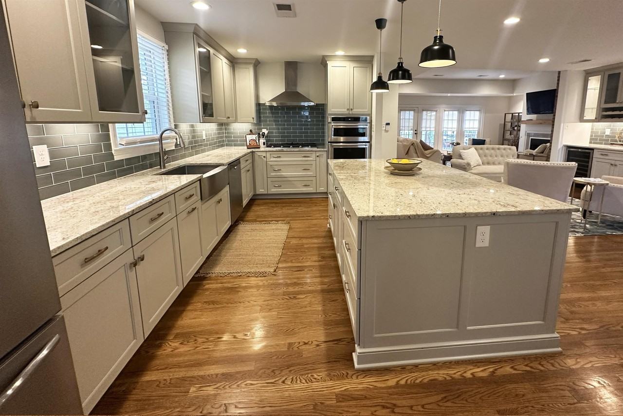 3815 Montclair Dr - Photo 7 of 37