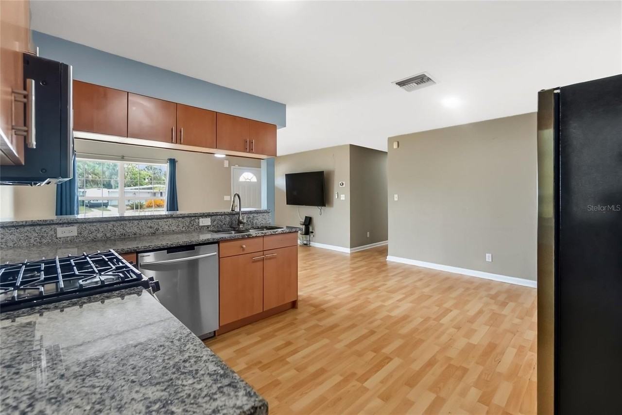 6432 26th St W - Photo 6 of 24