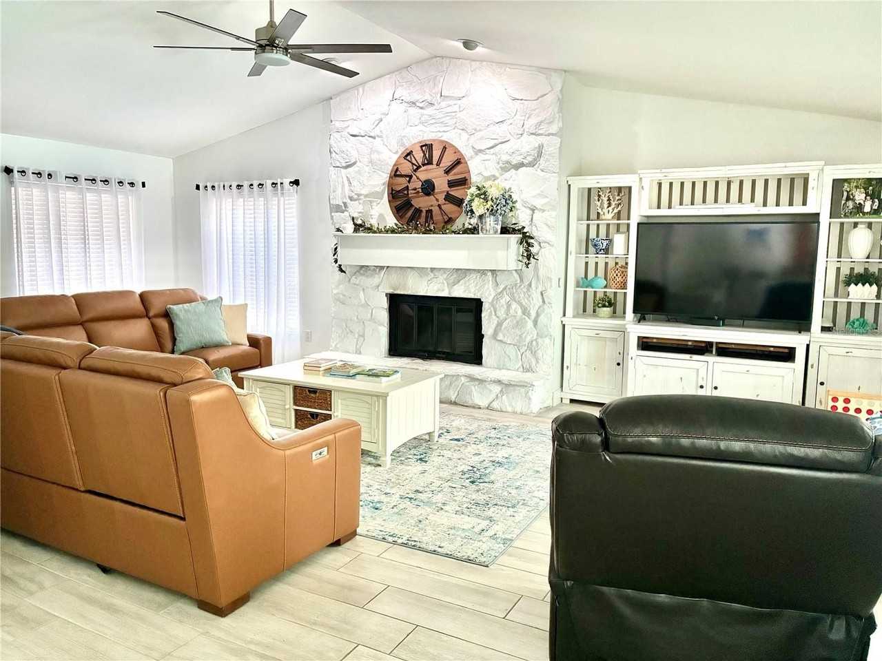 1219 Cornish Ct - Photo 4 of 15