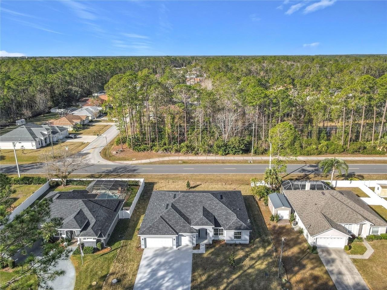 16 Egan Dr - Photo 6 of 50