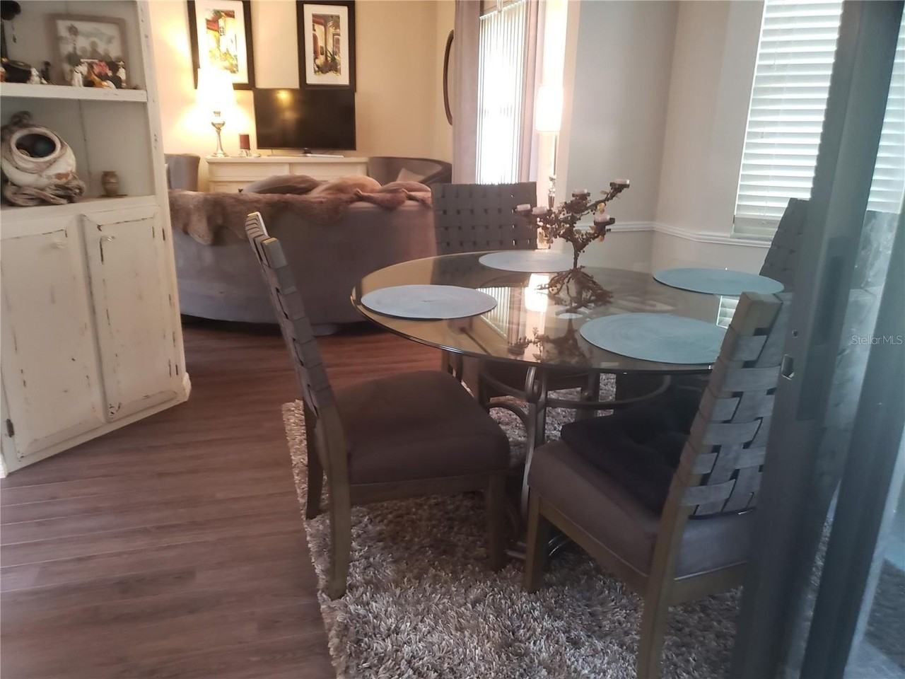 26045 Newcombe Cir - Photo 6 of 20