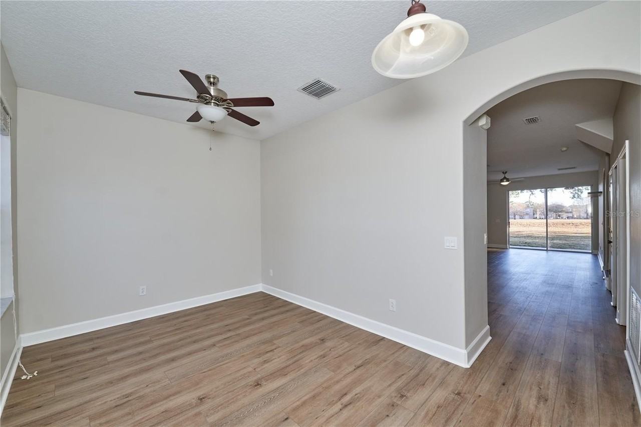 23903 Sardinia Dr - Photo 4 of 50