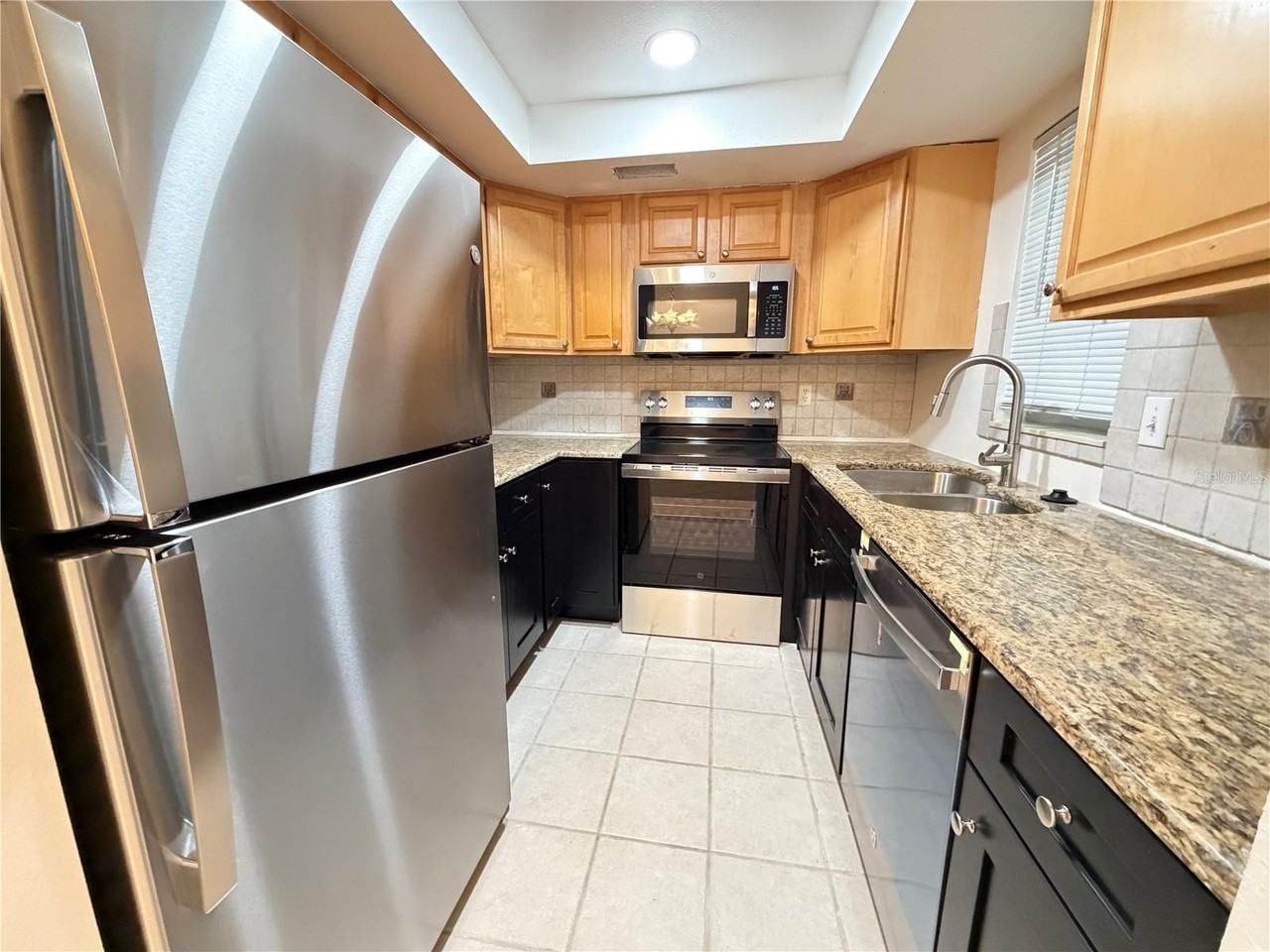 4533 Marine Pkwy #102 - Photo 4 of 10