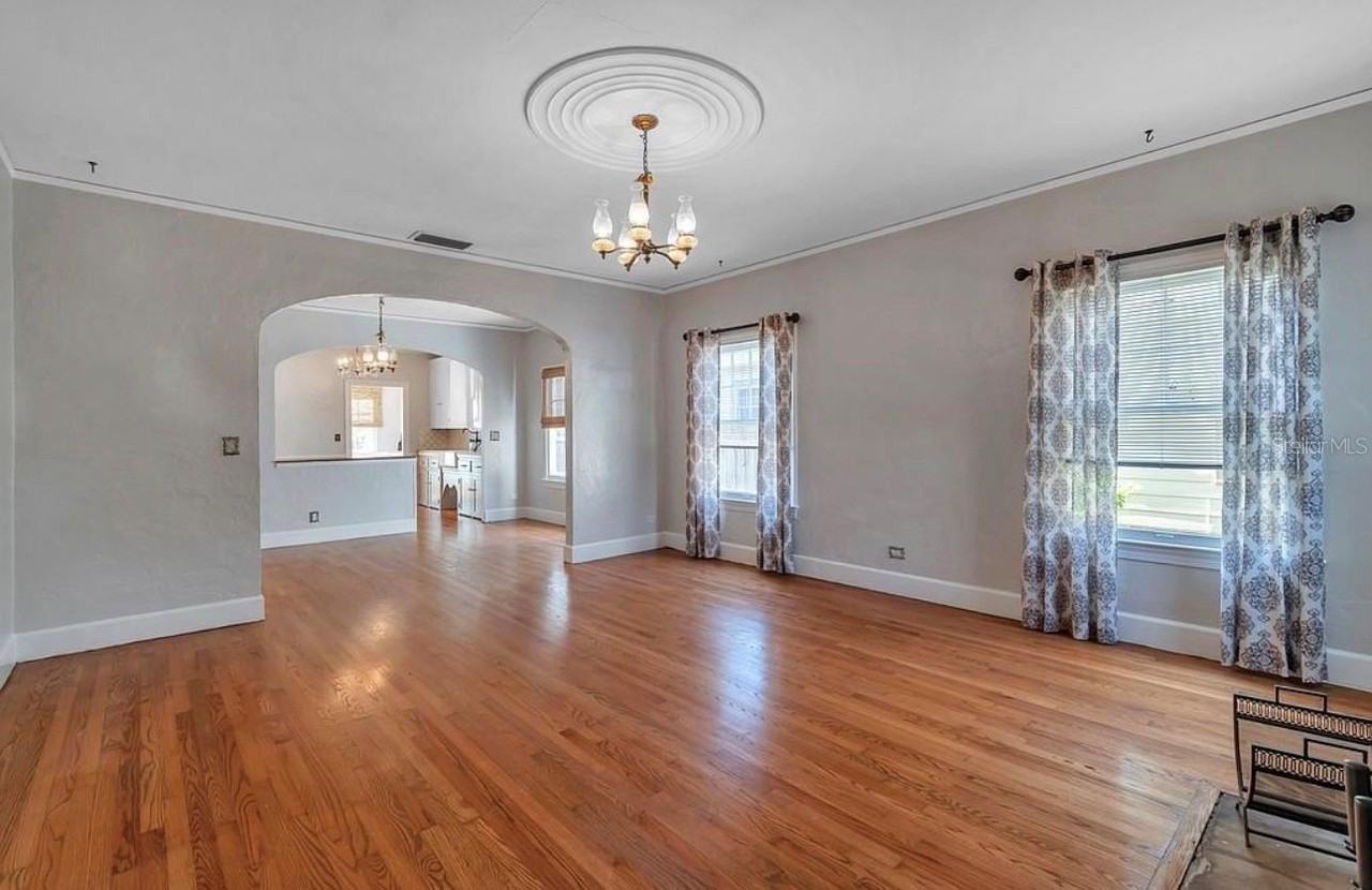 316 18th Ave Ne - Photo 4 of 15