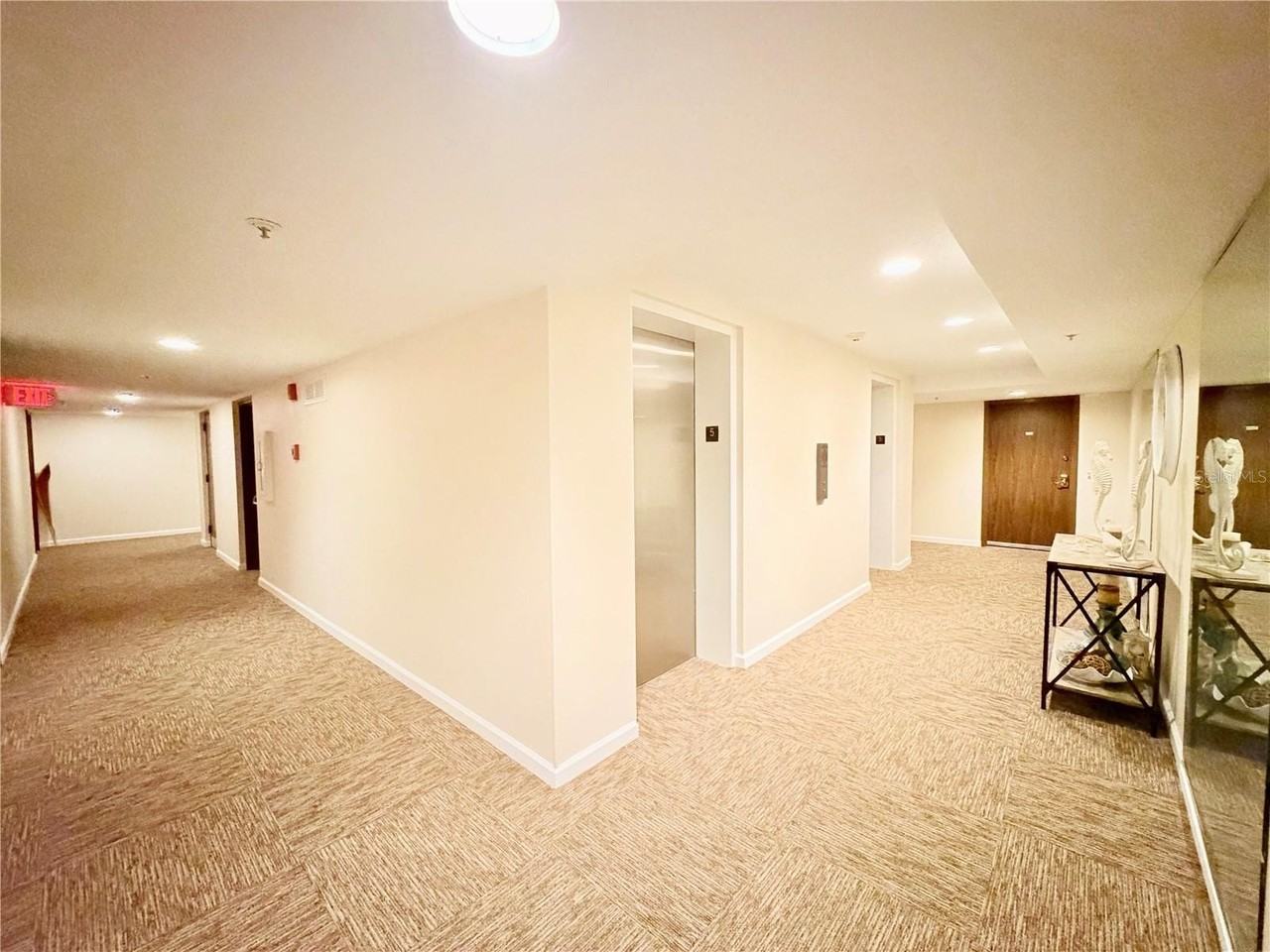 7430 Sunshine Skyway Ln S #501 - Photo 3 of 38