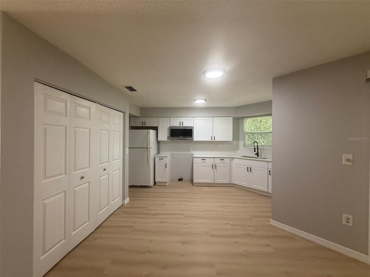 3664 Meriden Ave #A - Photo 2 of 12