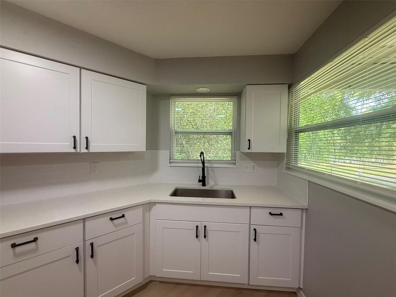 3664 Meriden Ave #A - Photo 3 of 12