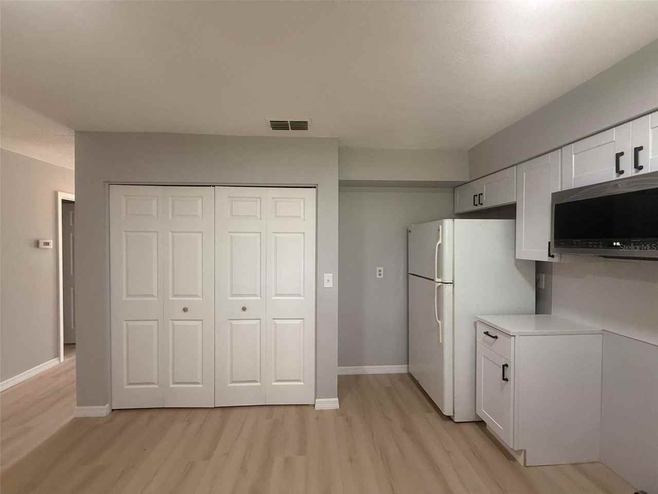 3664 Meriden Ave #A - Photo 4 of 12