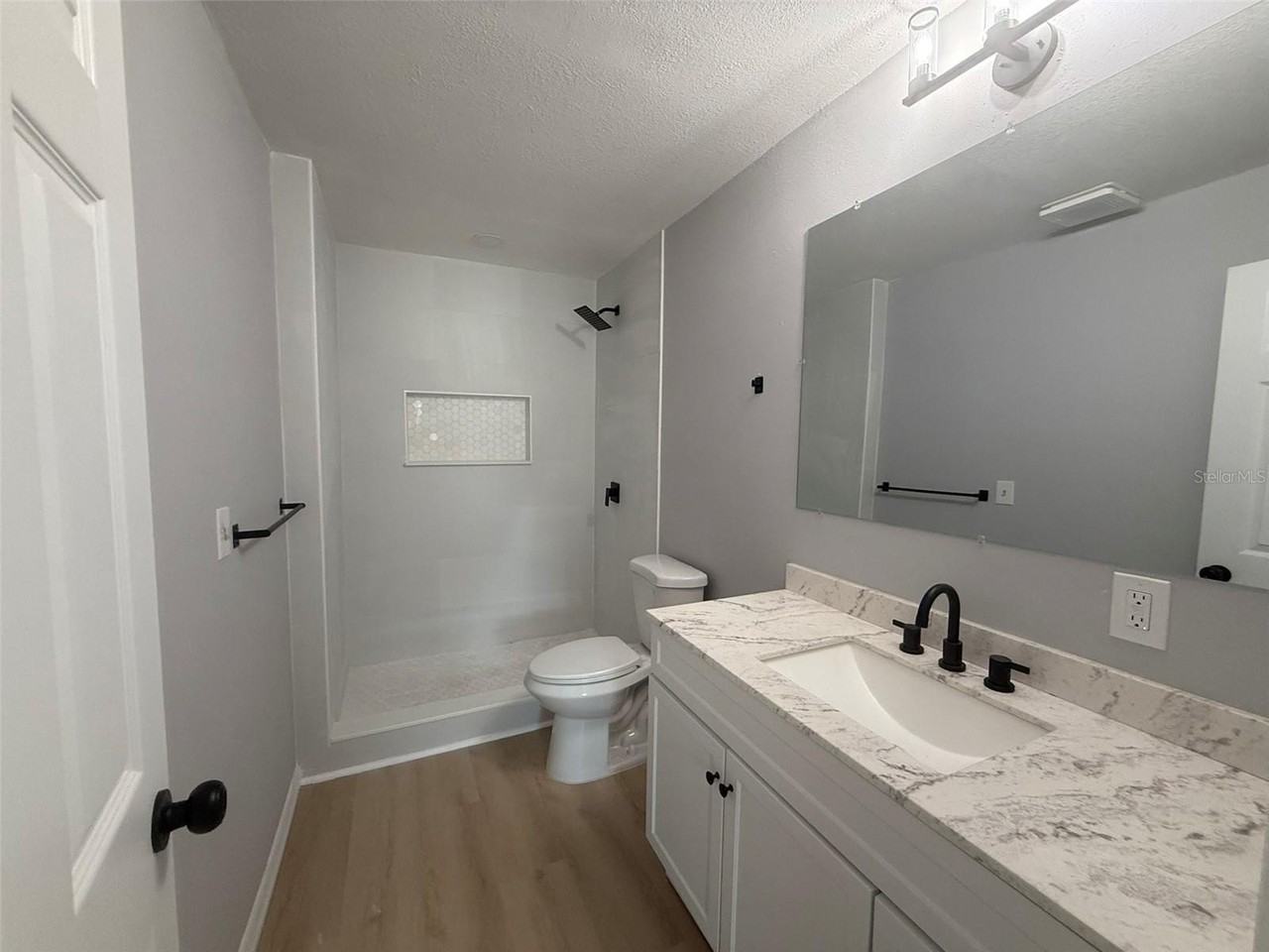 3664 Meriden Ave #A - Photo 6 of 12