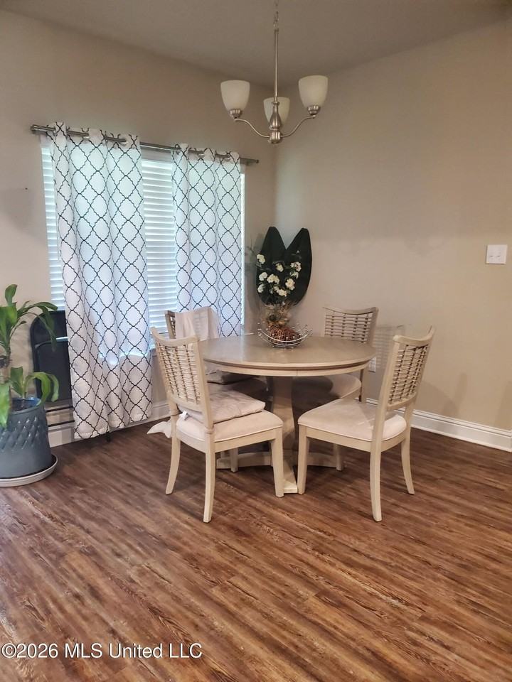 6453 Chickory Way - Photo 5 of 8