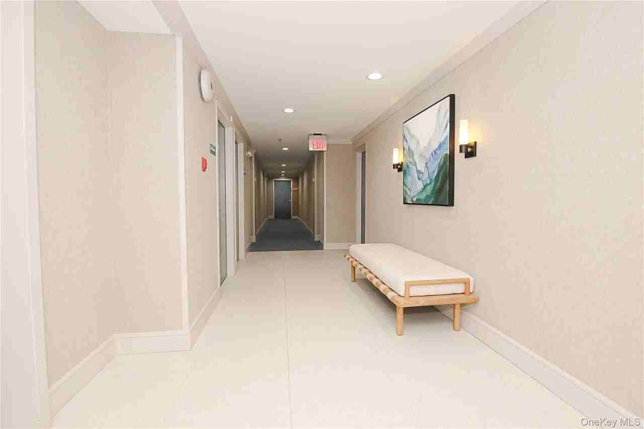 230 W Broadway #307 - Photo 4 of 23