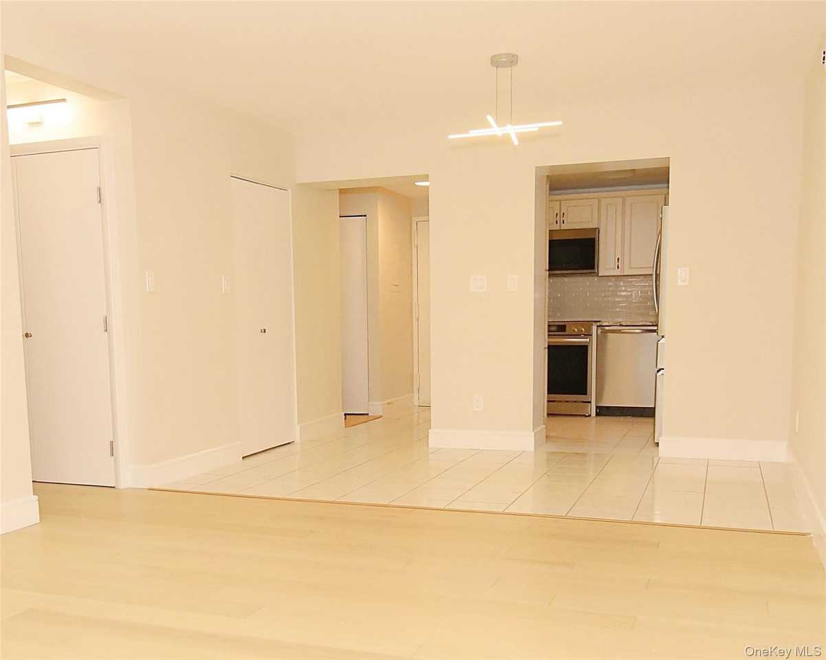 230 W Broadway #307 - Photo 6 of 23