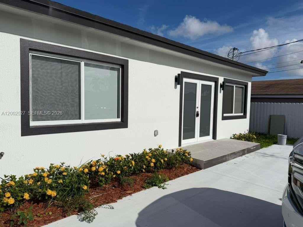 Se 9th Ave - Photo 6 of 8