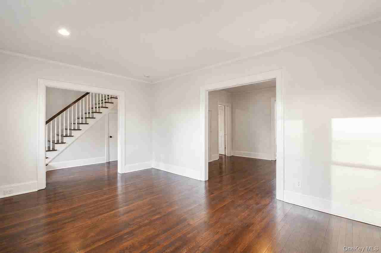 26 W 5th St - Photo 3 of 12