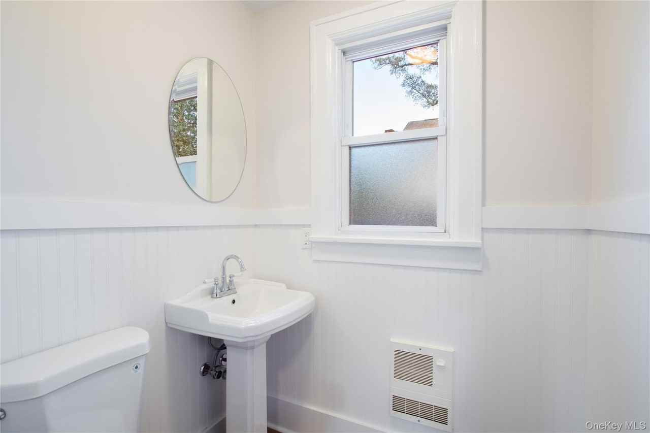 26 W 5th St - Photo 6 of 12