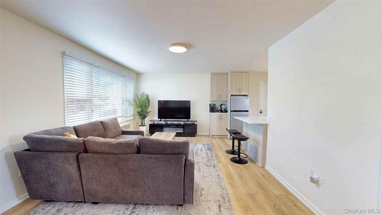 41 Mountain Ave #1-2 - Photo 5 of 16