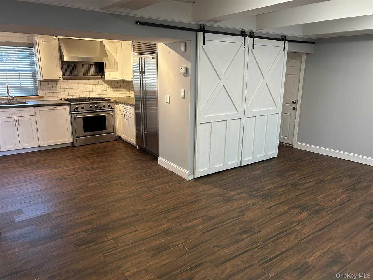 30 Mayflower Ln - Photo 6 of 15