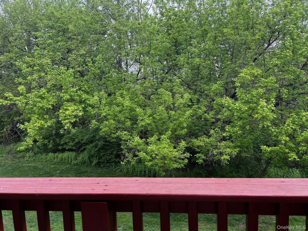 19 Alpine Dr #F - Photo 4 of 15