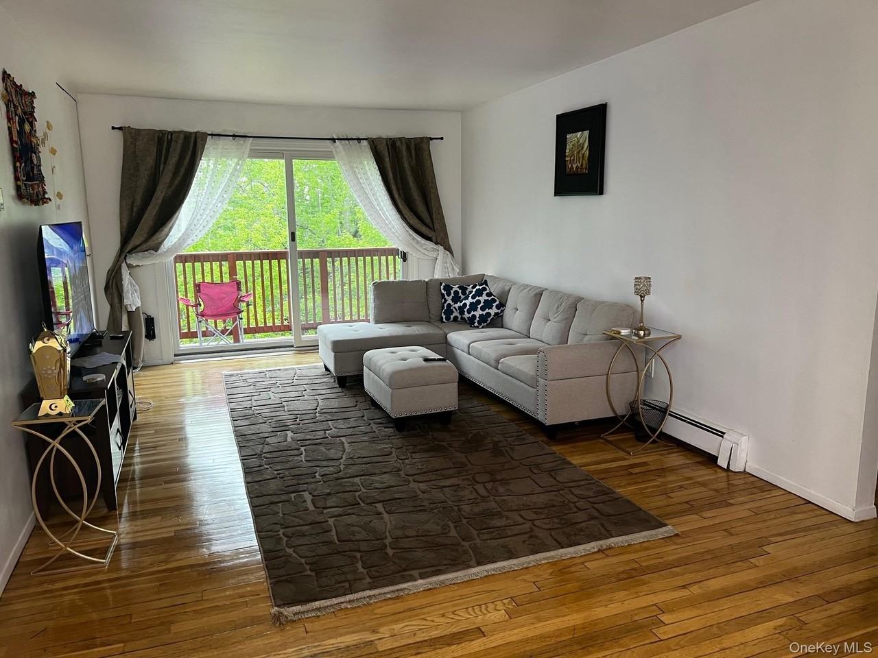 19 Alpine Dr #F - Photo 7 of 15