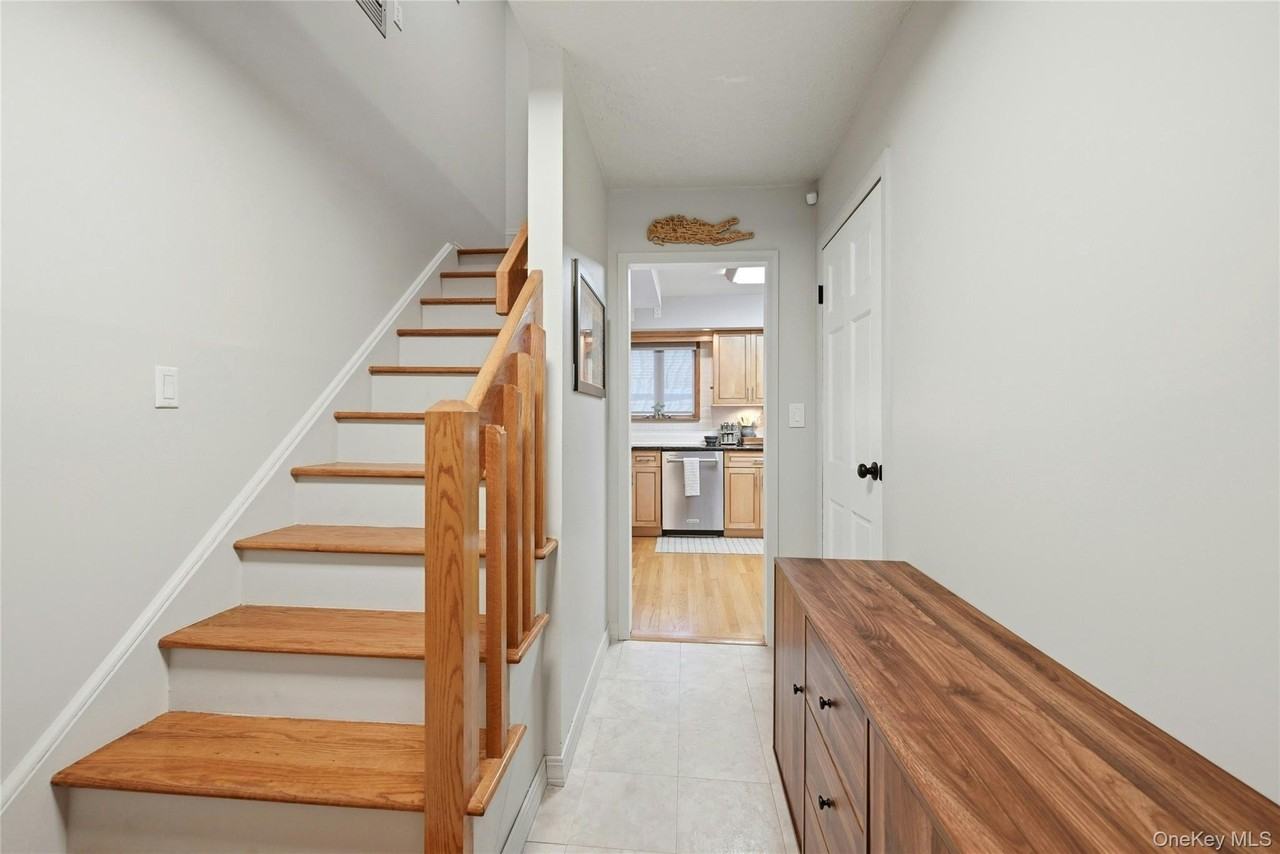 38 Ormond Ave - Photo 3 of 23