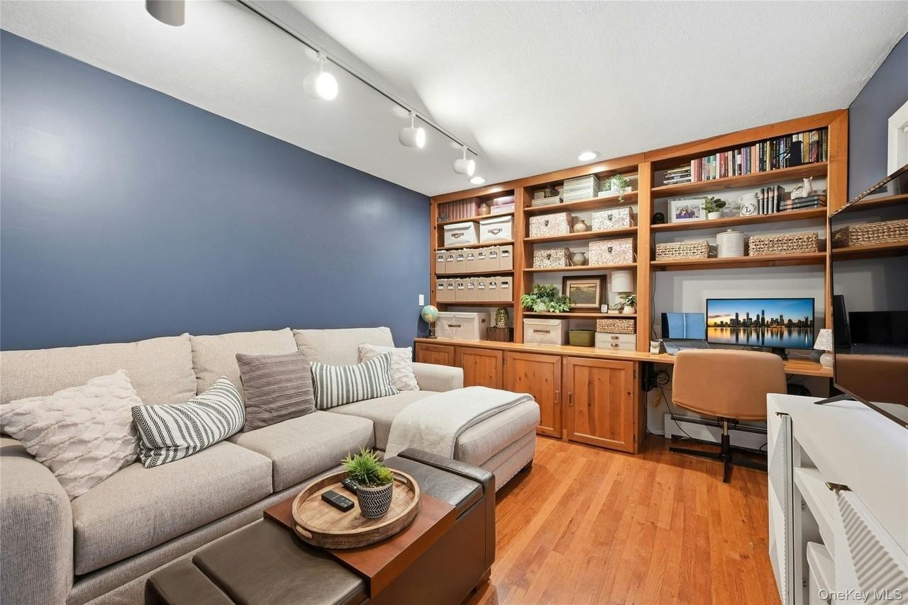 38 Ormond Ave - Photo 4 of 23