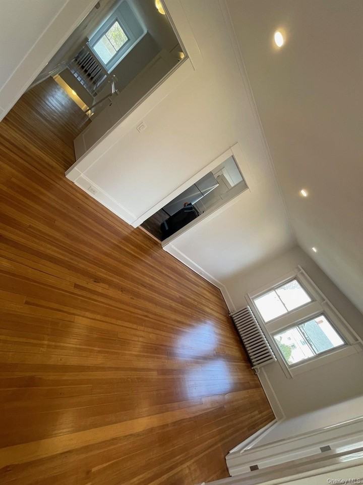 510 Montauk Hwy - Photo 2 of 10