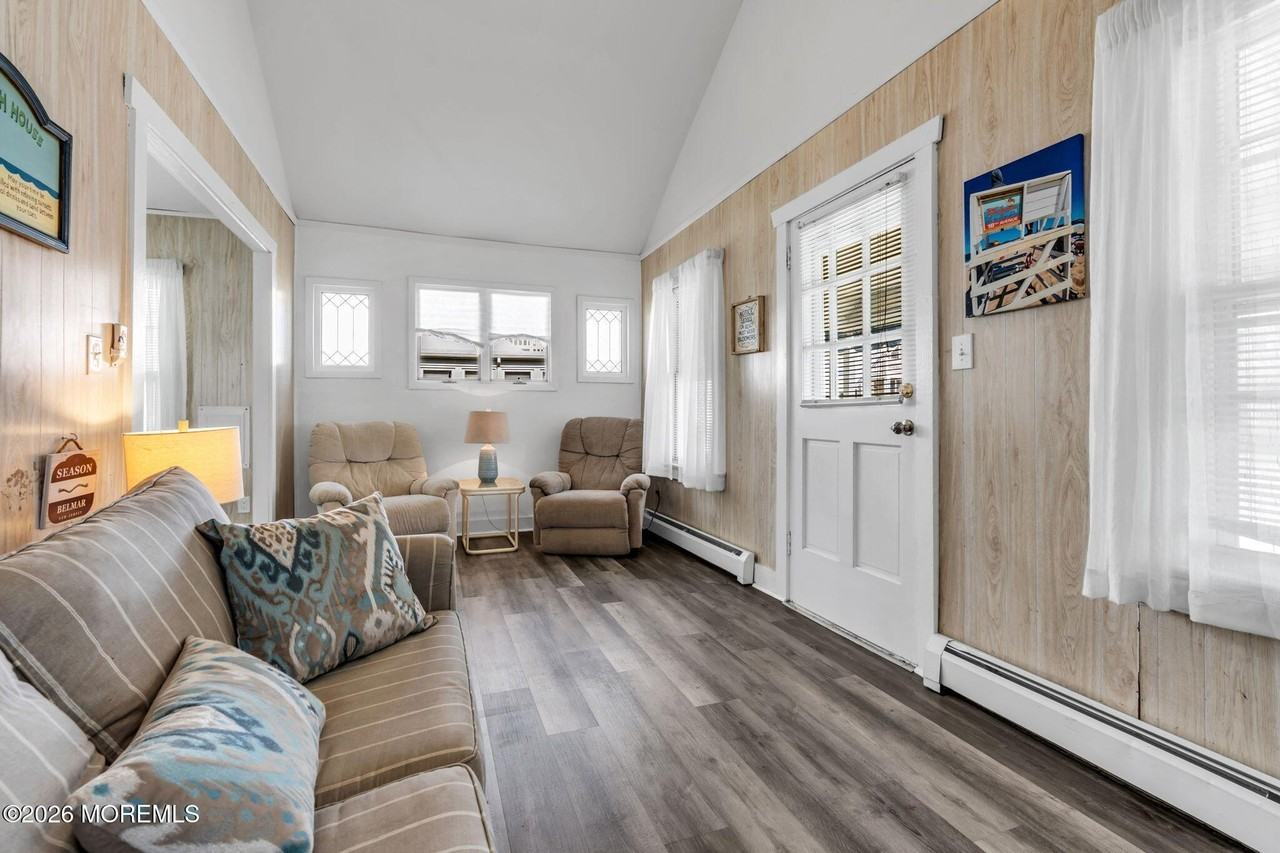 307 18th Ave - Photo 6 of 23