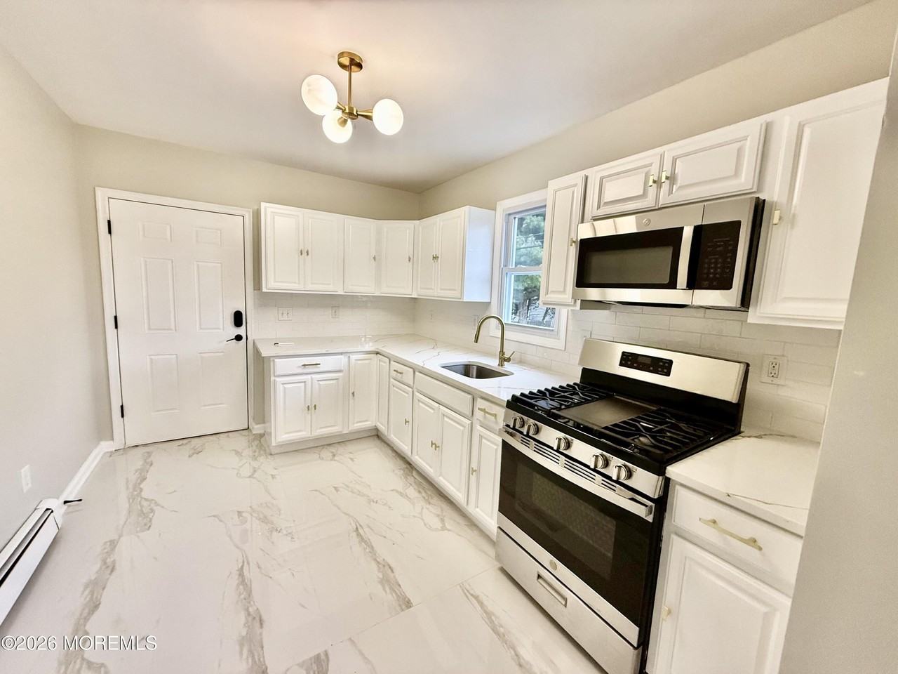 491 Patten Ave #A - Photo 3 of 12