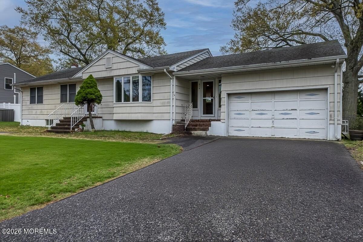 614 Dow Ave - Photo 2 of 10